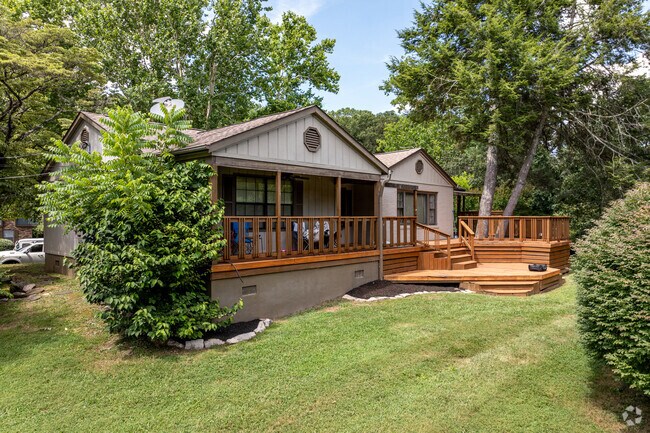 Photo - Castle Terrace Apartments