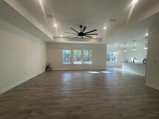 Photo - 5448 Jenee Ct