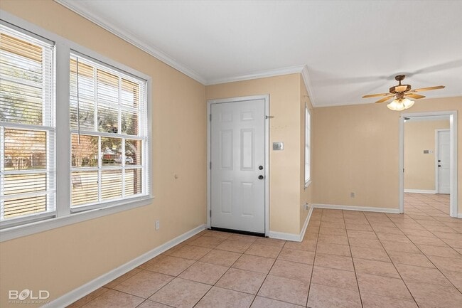 Photo - 2710 Higgins Dr