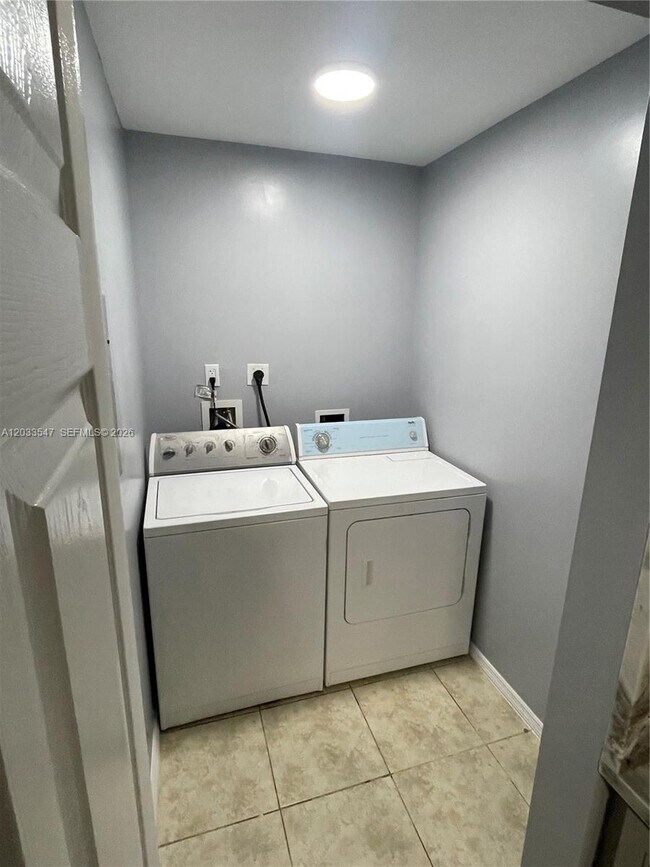 Photo - 2916 NW 55th Ave Unit 2A
