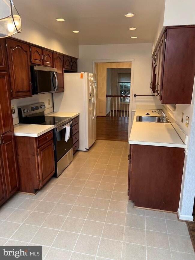 Photo - 10775 Brewer House Rd