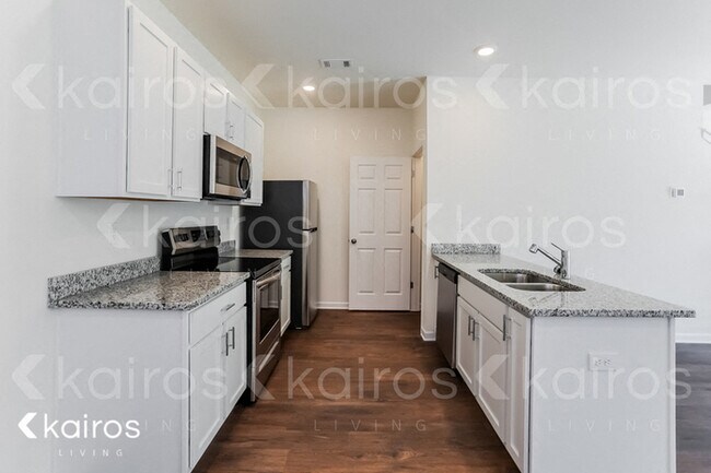 Photo - 114 Dudley Wy