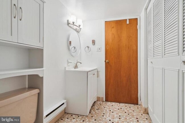 Photo - 100 Campbell Cir Unit D 11