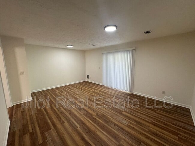 Photo - 5233 Ridge Forest Dr