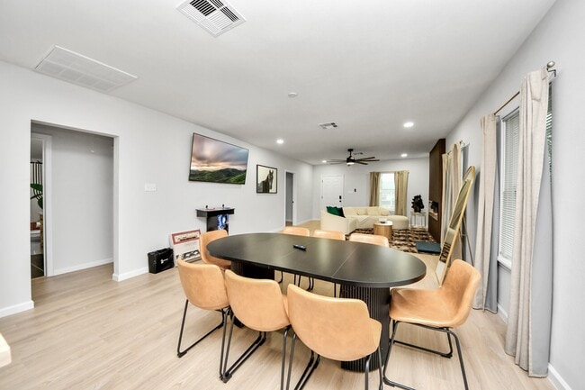 Photo - 2811 Winbern St