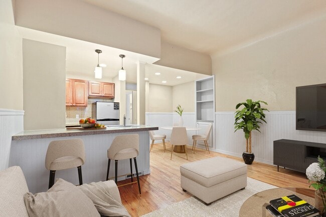 Photo - 1141 Washington