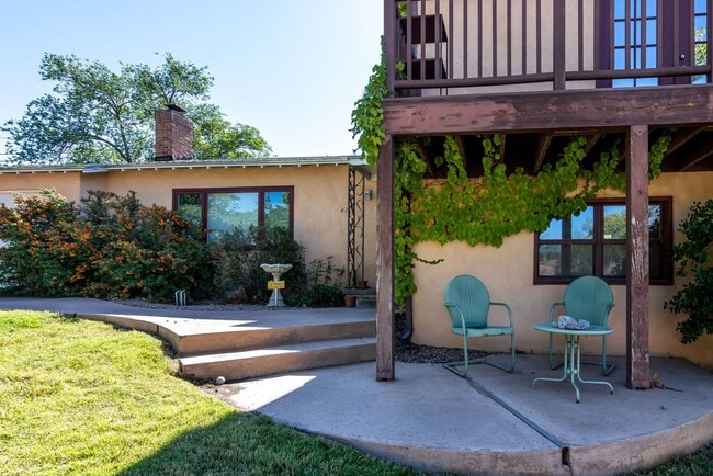 Photo - SPRUCE PARK CLASSIC 3/BD 2/BA 2/STORY 2/CG