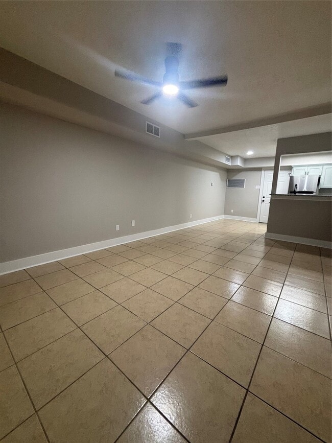 Photo - 216 S Pruett St