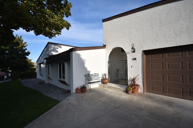 Photo - Low-Maintenance Meadows North Rental by Meadow Springs Golf Course