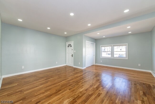 Photo - 19 Walnut Pkwy Unit 1