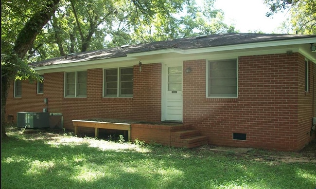 713 Strout Ave