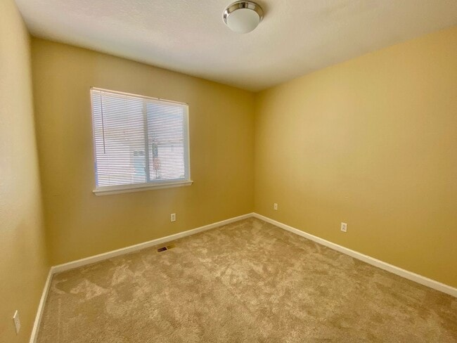 Photo - 4621 N Orleans St