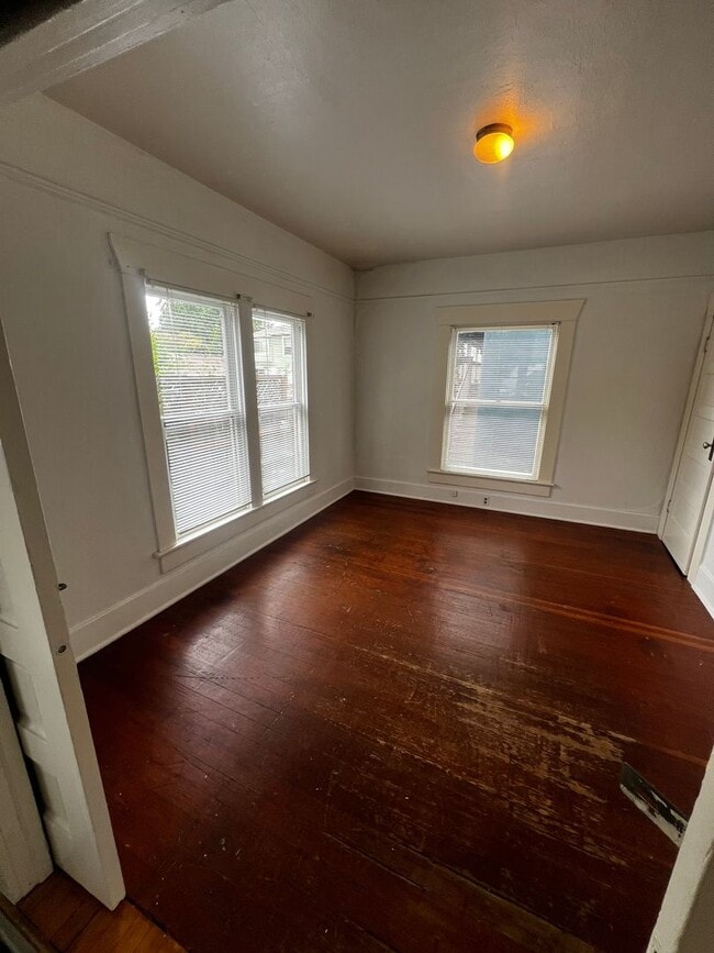 Photo - Spacious 4-Bedroom Home in an Excellent Location Near Parks, Shopping & the Fairgrounds