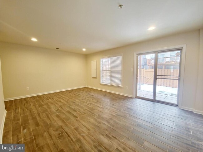 Building Photo - 4705 Verdana Lp