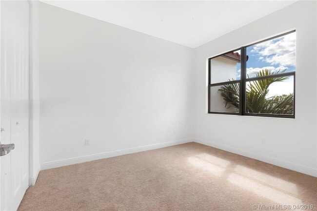 Photo - 20901 NW 1st Dr