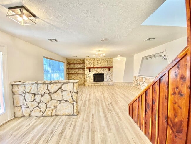 Photo - 114 Hollaway St