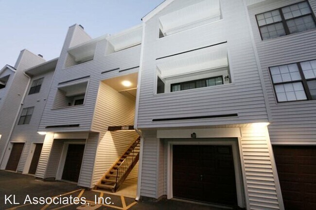 1 br, 2 bath House - 1645 Carriage House T... - 1 br, 2 bath House - 1645 Carriage House T...