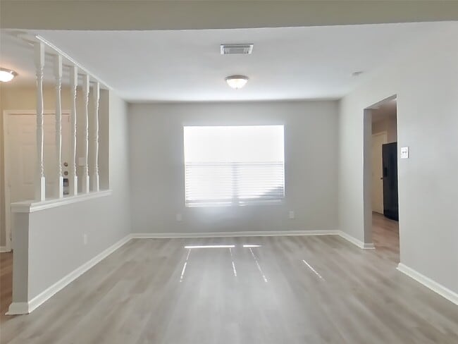 Photo - 17506 Sundrop Ln