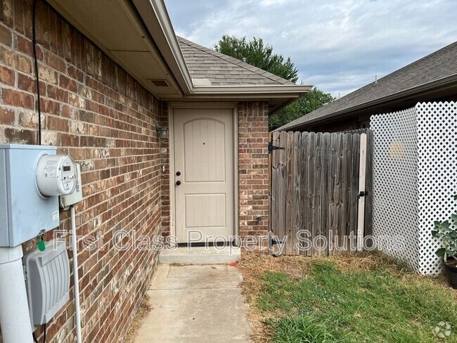 Building Photo - 129 Ashley Dr Rental