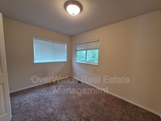 Photo - 9178 Eagle River Ln
