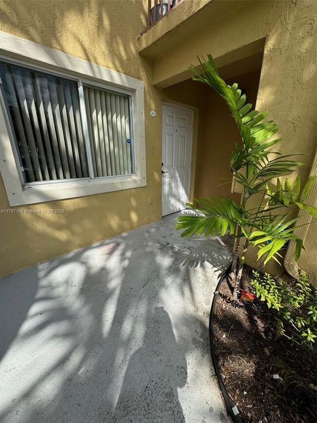 Photo - 7921 NW 6th St Unidad 103 Rental