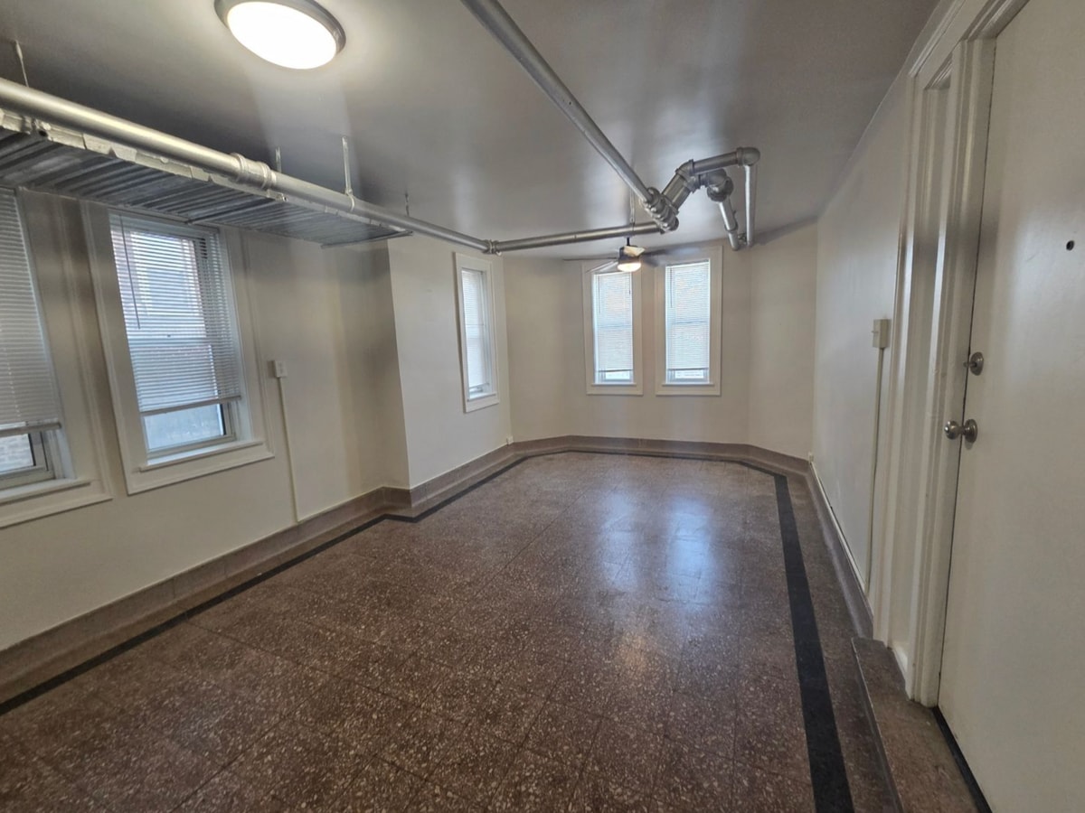 Photo - 5011 N Damen Ave Unidad #g