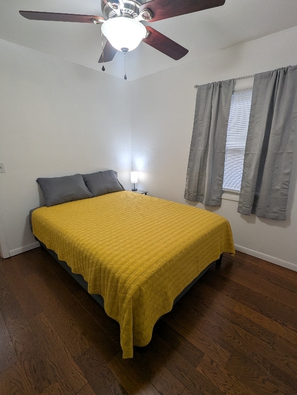 Photo - 232 31st St NE