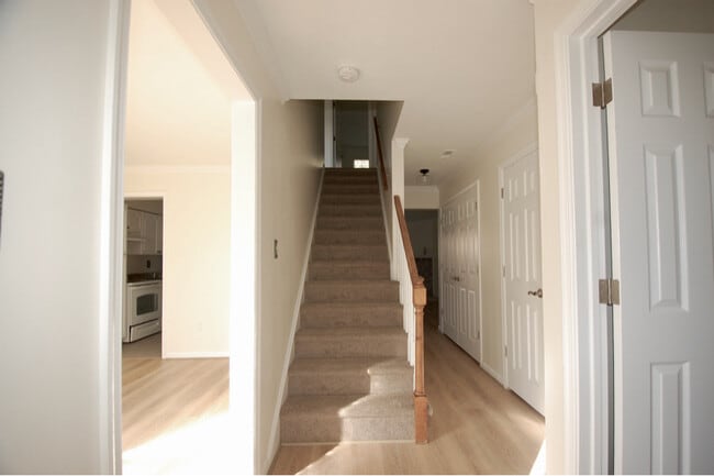 Photo - 937 Welch Cir