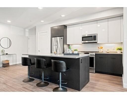 Photo - 419 Harvard St Unit 3