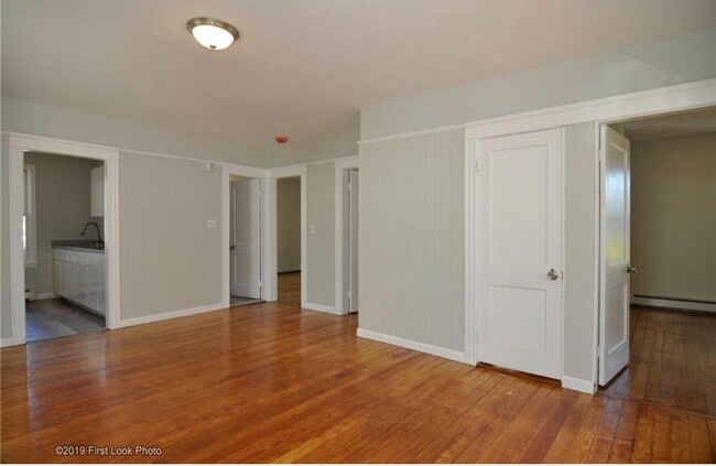 Photo - 179 Valley St Unit 3