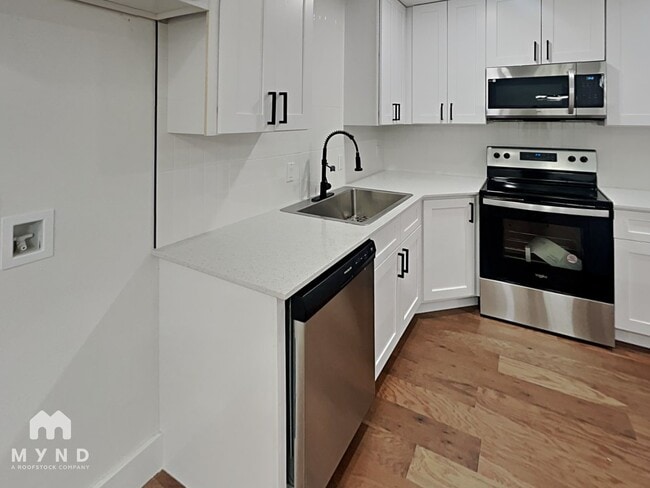 Photo - 1603 Rutland Dr Unit B