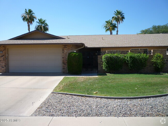 Building Photo - 12618 W Parkwood Dr Rental