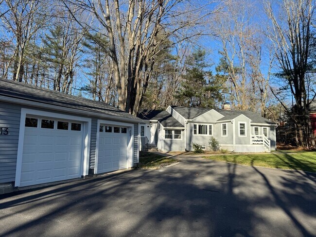 Photo - 113 Central St