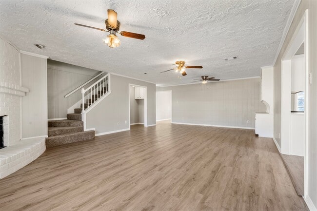 Building Photo - 4106 Cypress Hill Dr Rental