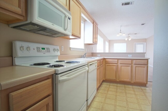 Photo - Coming Available 10/24 – 2BR/1BA Home in S...