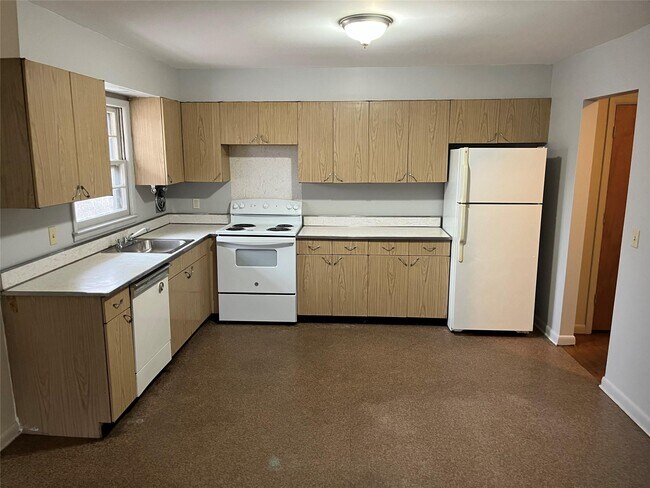 Photo - 96 S Hamilton St Unidad B6