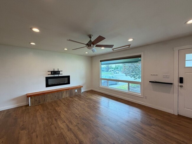 Photo - Beautifully Updated East Anchorage Home