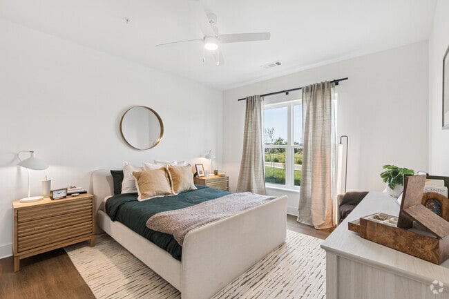 Trek - 1BR, 1BA - 835SF - Bedroom