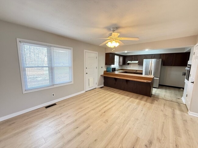 Photo - 105 Milton Dr Unidad 105 Milton Drive  B