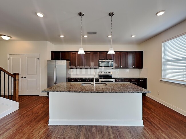 Photo - 145 Twin River Dr