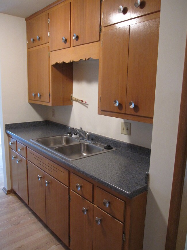 Photo - Badger Apartments