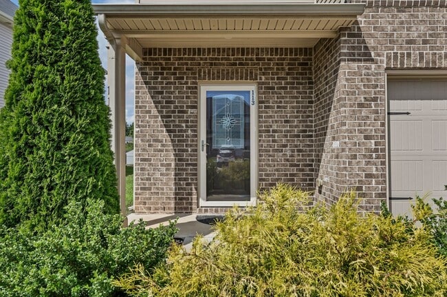 Photo - 113 Darby Dr