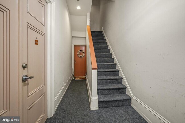 Photo - 1720 Wallace St