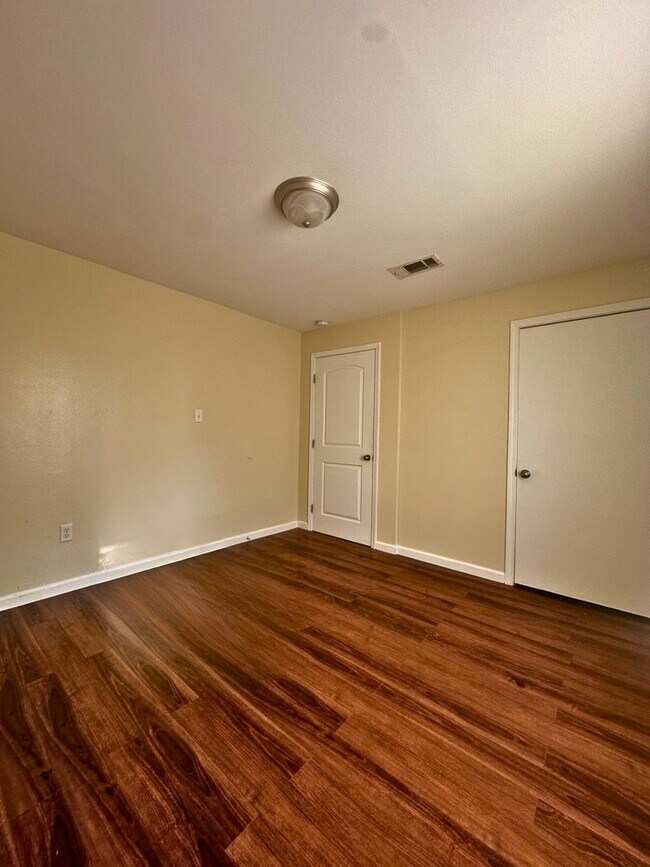 Photo - Cozy Country