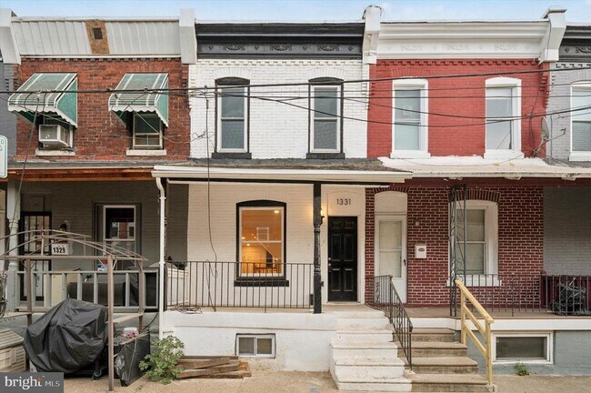 Building Photo - 1331 S Stanley St Rental
