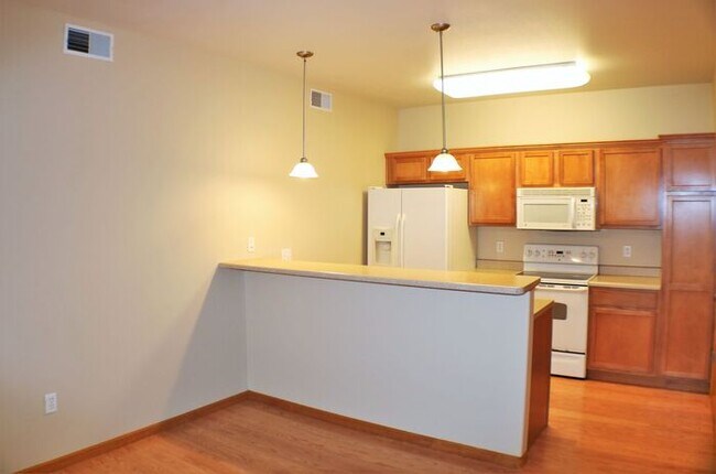 Photo - $1,225 | 2 Bedroom, 2 Bathroom Condo | Pet Negotiable | Sublease* | Available for June 1st, 2026 ...