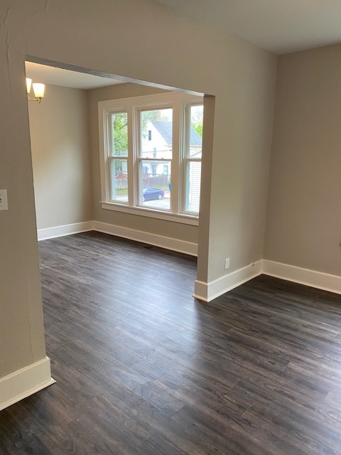 731 South Grand Ave W