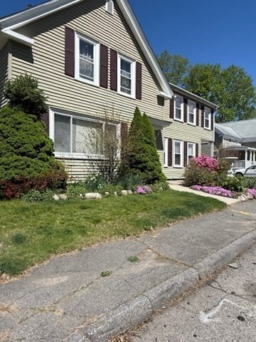 Building Photo - 11 Elm St Unit 4