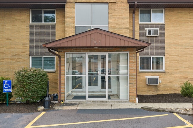 Celeron Suites
