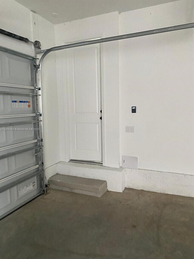 Photo - 2952 Embark Trl Unidad D134